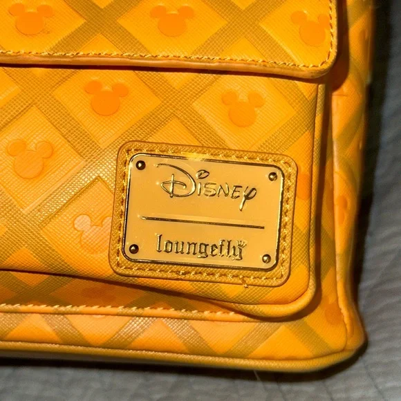 Loungefly Minnie Mouse icecream cone mini backpack - Picture 4 of 6